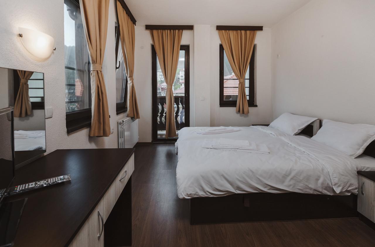 Zlatograd 2 Iosifova Guest House Екстер'єр фото
