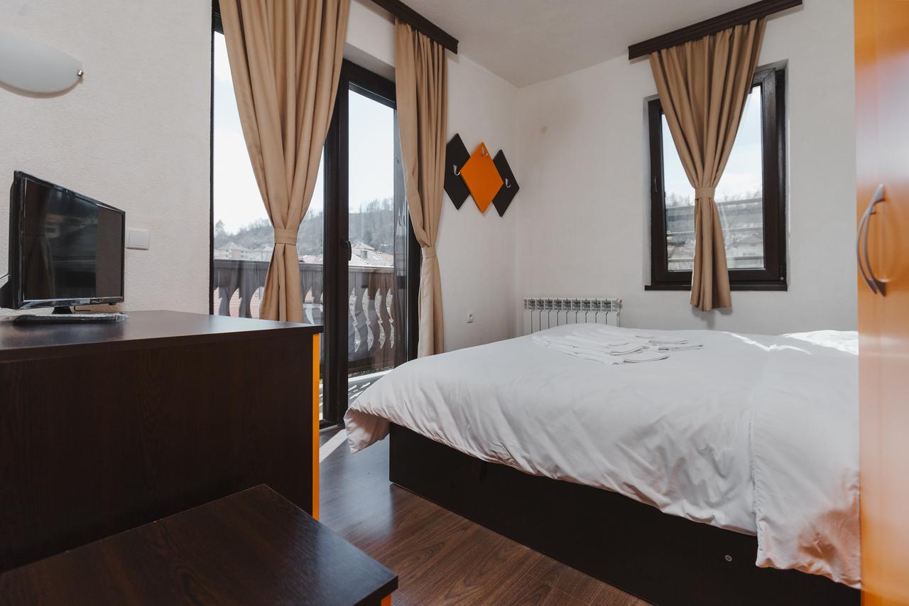Zlatograd 2 Iosifova Guest House Екстер'єр фото