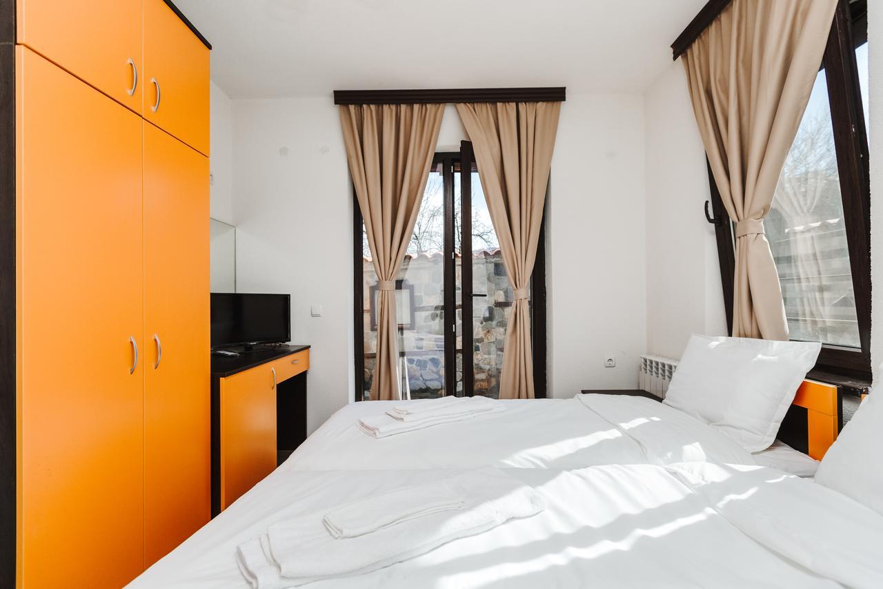 Zlatograd 2 Iosifova Guest House Екстер'єр фото